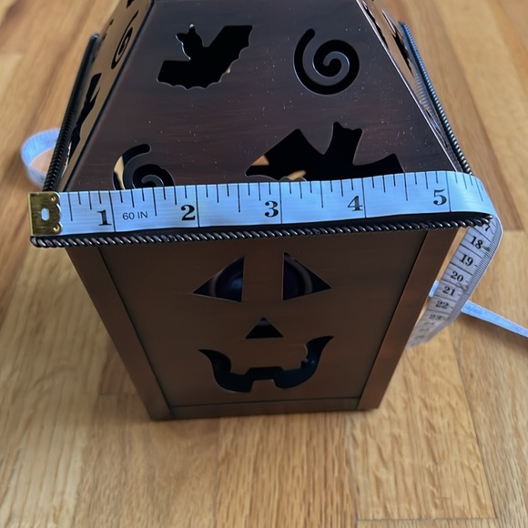 Copper-tone Halloween Jack-o-lantern. Includes tea light. - Picture 7 of 9